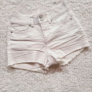 Mudd white denim shorts| Size 1